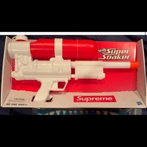 Supreme water gun